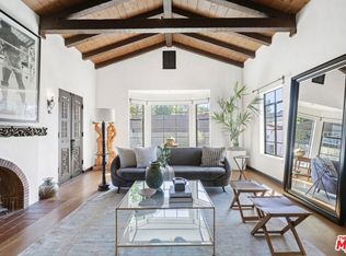 2054 N Las Palmas Ave, Los Angeles, CA 90068