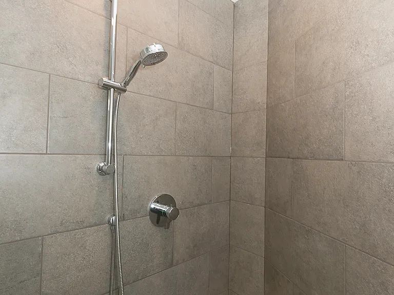 520 N Western Ave #2D — Photo 8