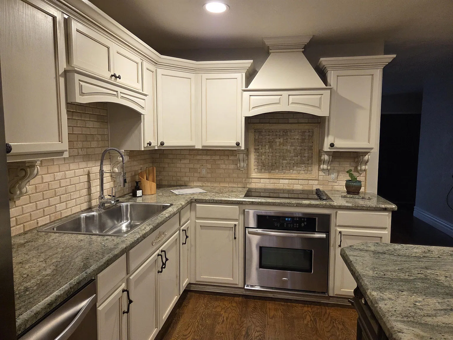 2 bed, 2.0 bath, 1227 sqft, $1,750 — Photo 4