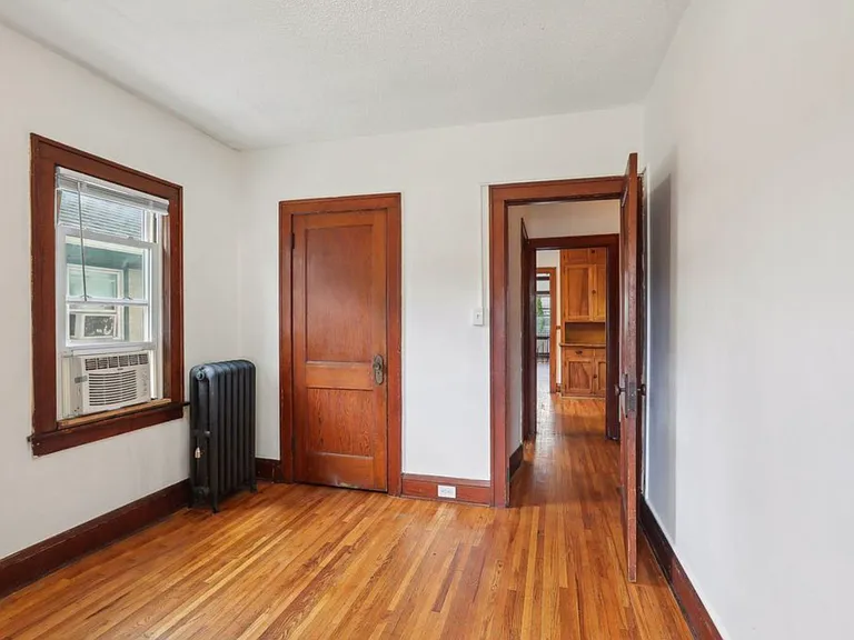 3912 Thomas Ave N #2 — Photo 10