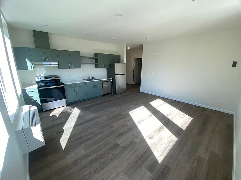 401 UNION — Photo 231
