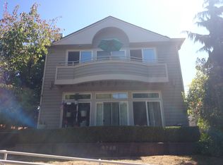 9240 35th Ave SW, Seattle, WA 98126