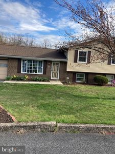 606 Lavina Dr, Mechanicsburg, PA, 17055