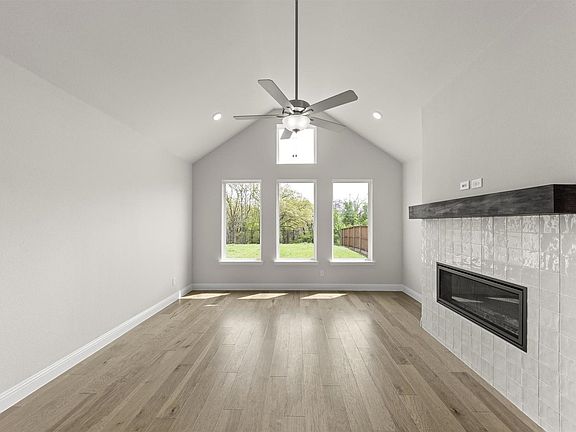 4th image of 4900 Pater St