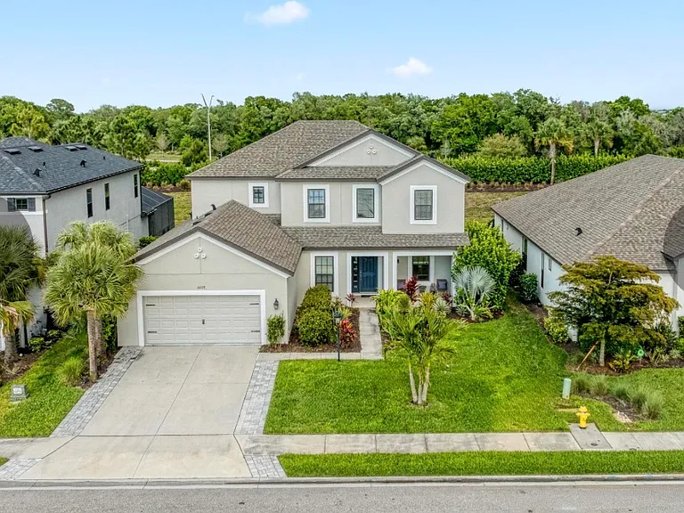 16528 Paynes Mill Dr — Photo 1