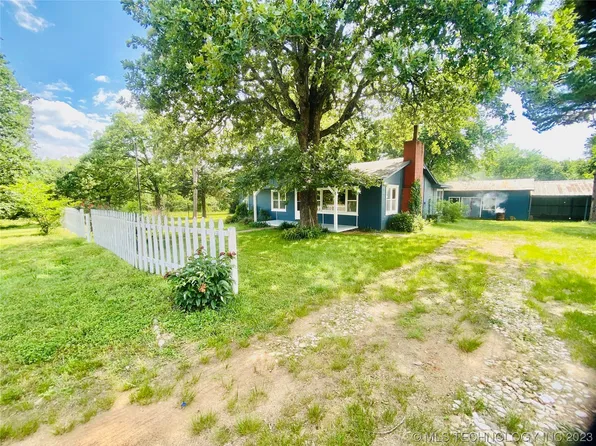 98072 Highway 82, Vian, OK 74962