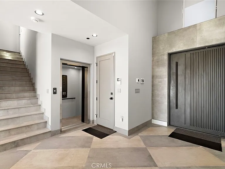 228 Hazel Dr — Photo 12