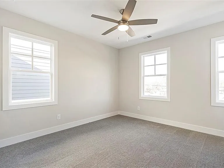 152 Palm St — Photo 26