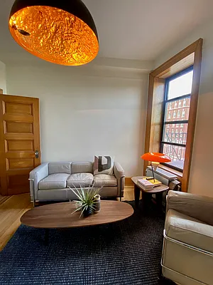 Rented by Artifact.co | media 32