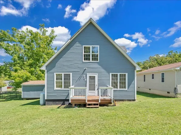 129 Fayette St, Pulaski, VA 24301