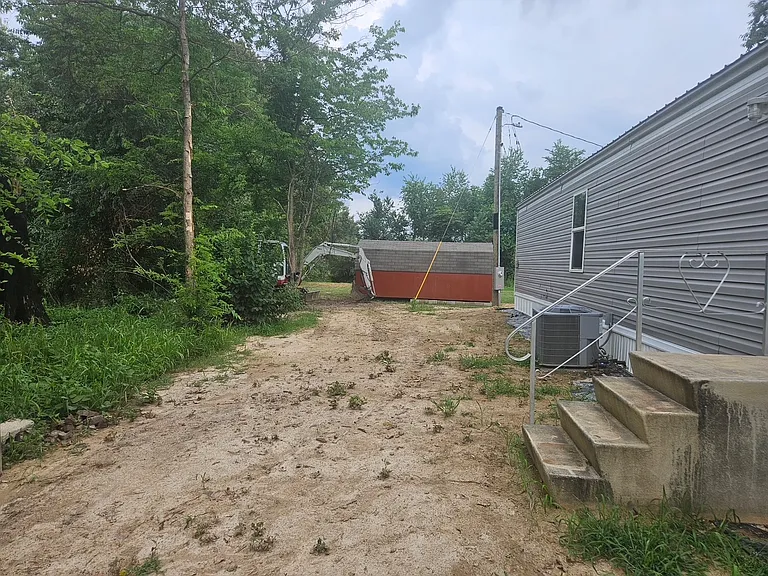 694 S Township Line Rd — Photo 2