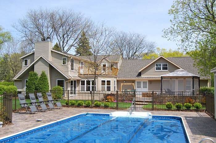 Lovely home with pool