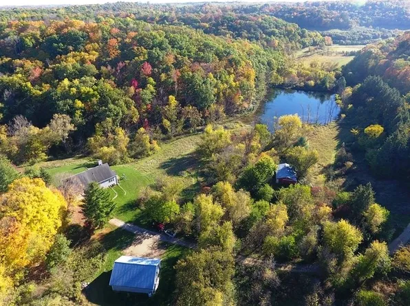 17192 Ewers Ln, Richland Center, WI 53581