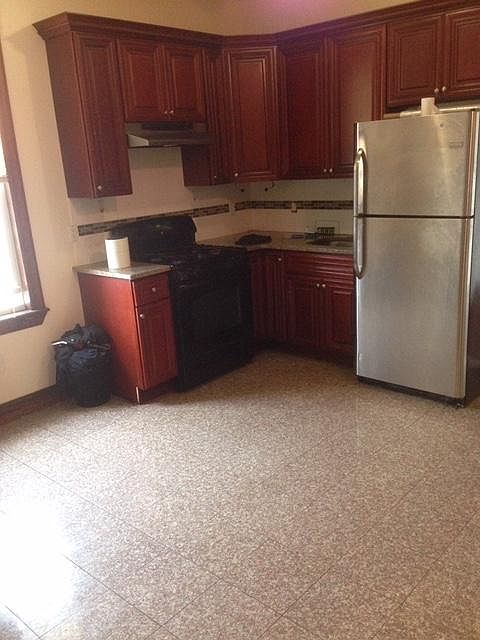 2nd image of 85-85 4th