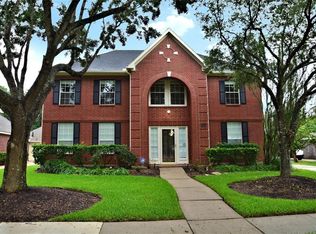 17315 Marigold Dr, Sugar Land, TX 77479