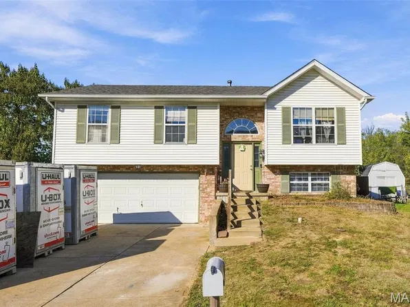 1005 Parc Central Dr, Festus, MO 63028