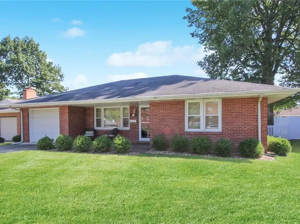 517 Wabash Ave, Mattoon, IL 61938