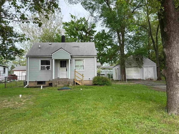 1319 N Springfield Ave, Rockford, IL 61101