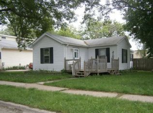 2103 E 25th St, Des Moines, IA 50317