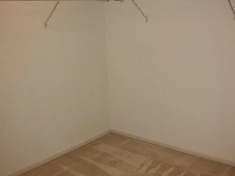 2171 Kingsbury Cir — Photo 10