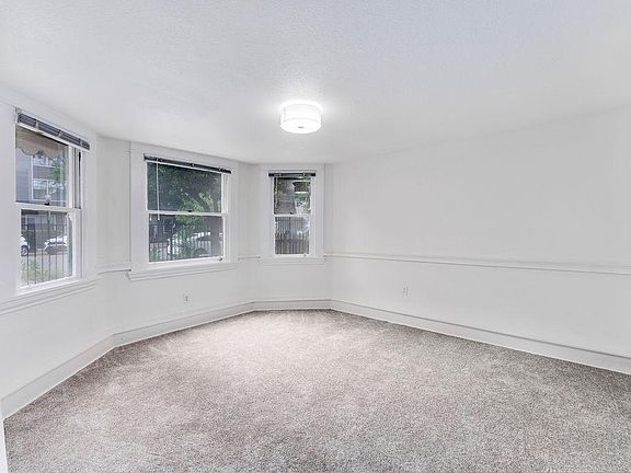 5th image of 409 11th St