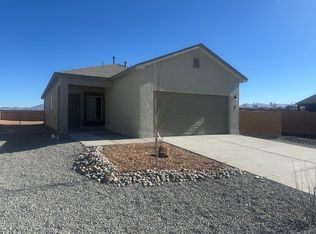 26 Avenida Parque Ct, Los Lunas, NM 87031