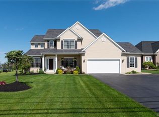 59 Pavement Rd, Lancaster, NY 14086