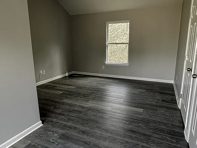 137 Edison Dr — Photo 21
