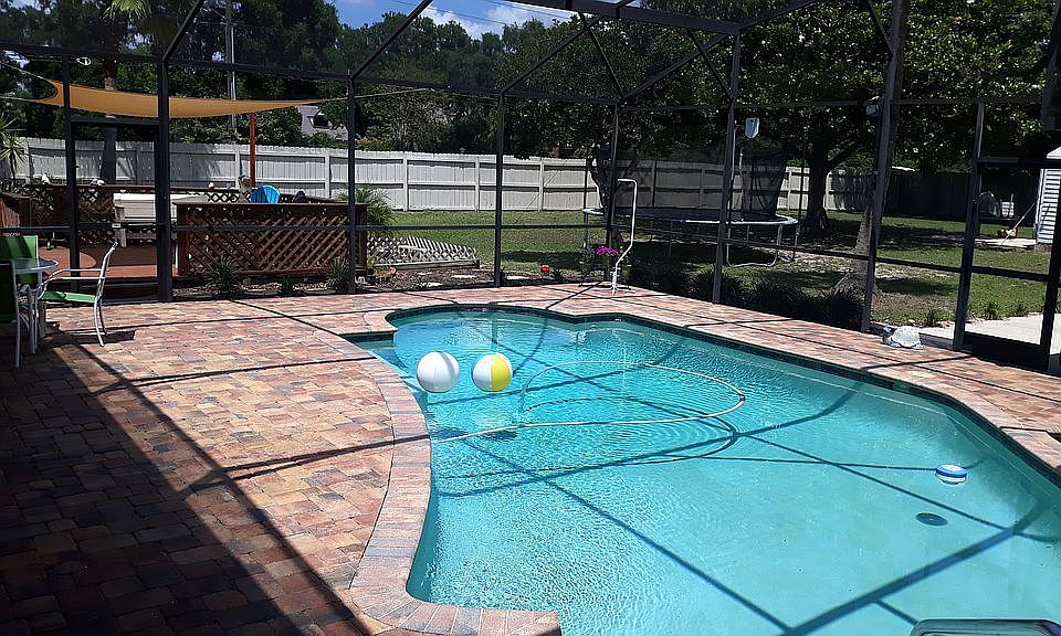 2nd image of 1161 W Lake Brantley Rd
