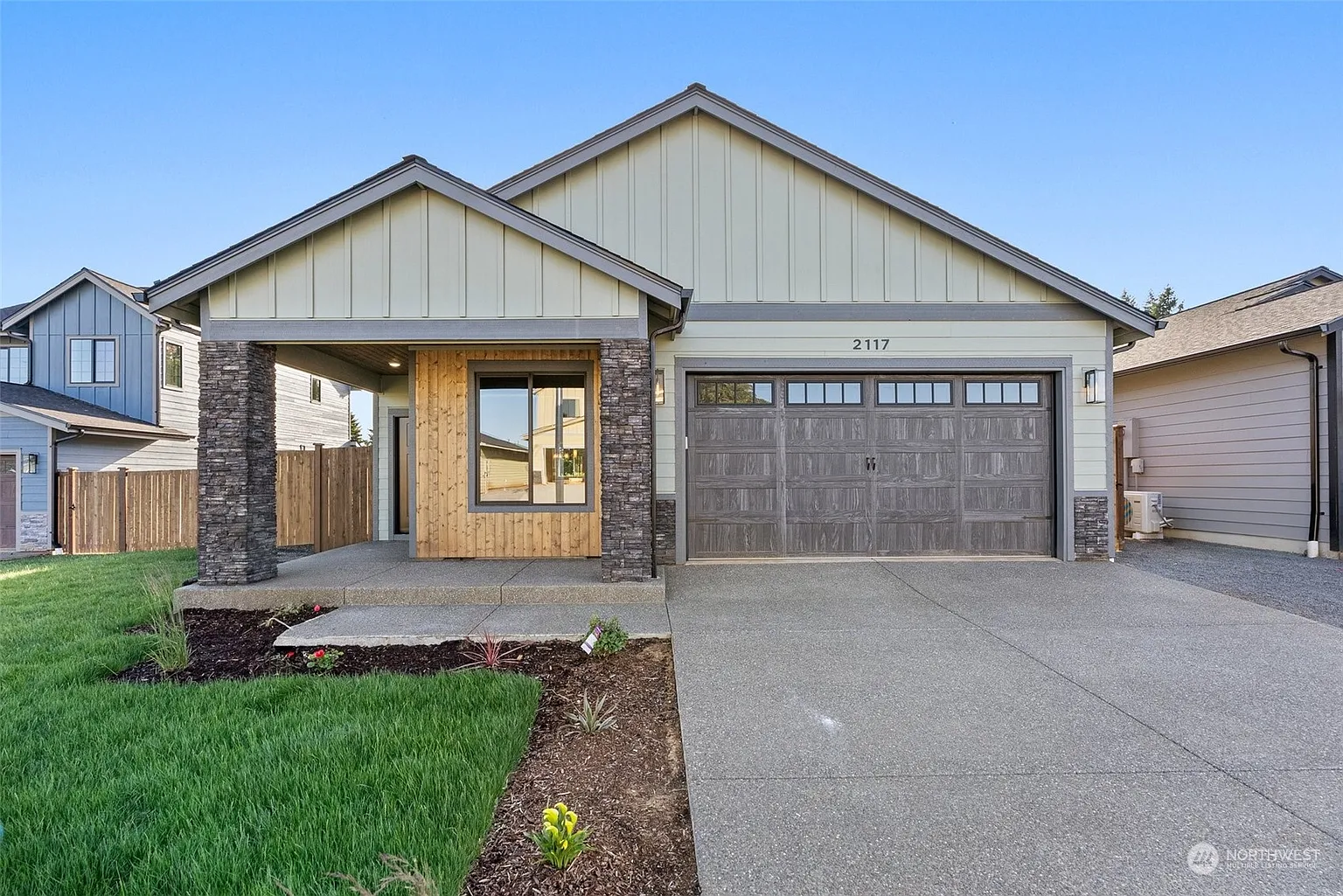 2106 Hawks View Lane photo 1