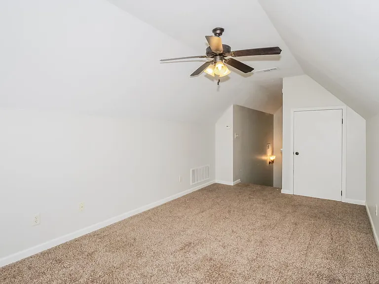 3620 Harvest Tree Dr — Photo 15