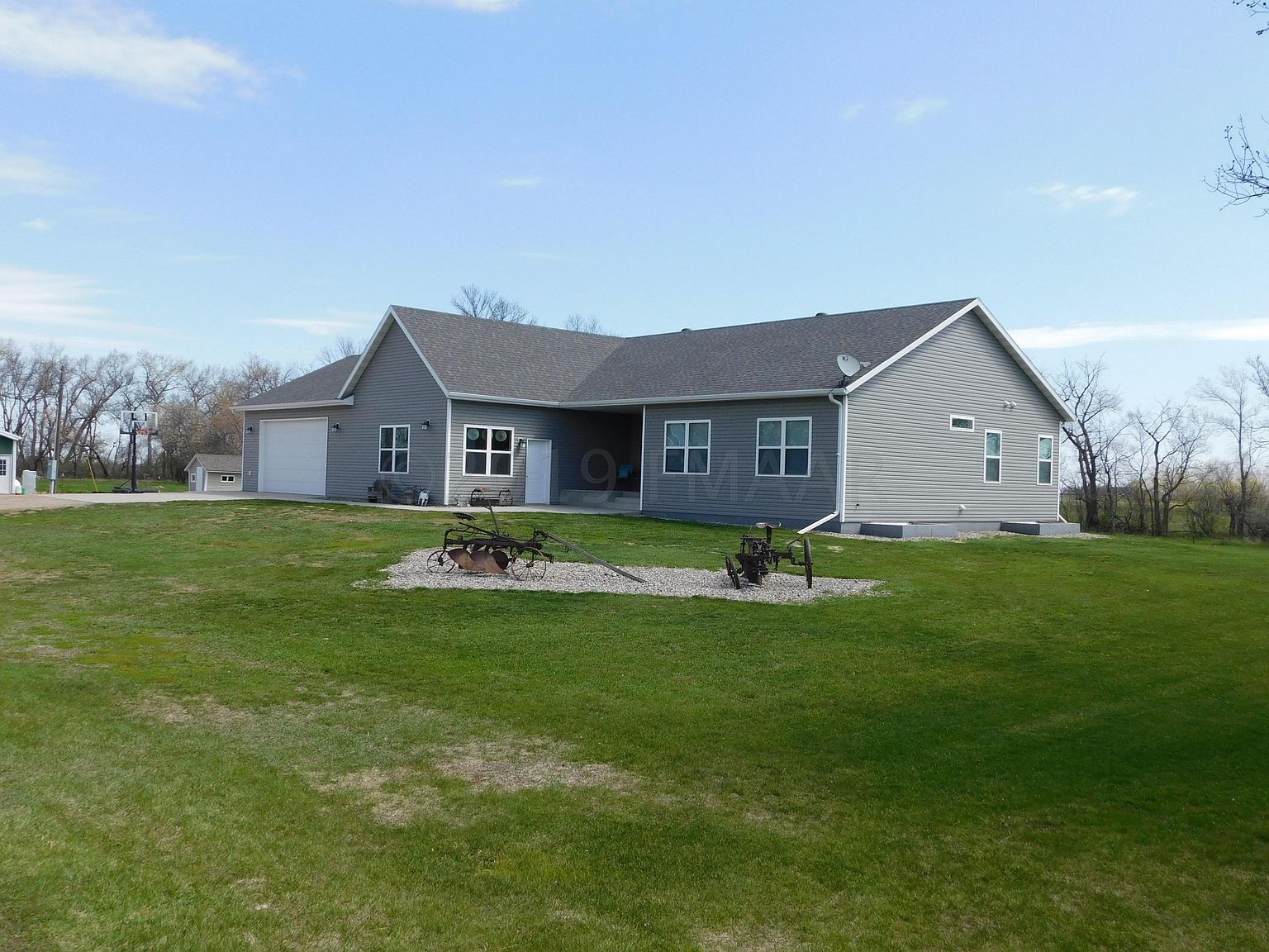 16957 52nd St SE, Kindred, ND 58051 Zillow