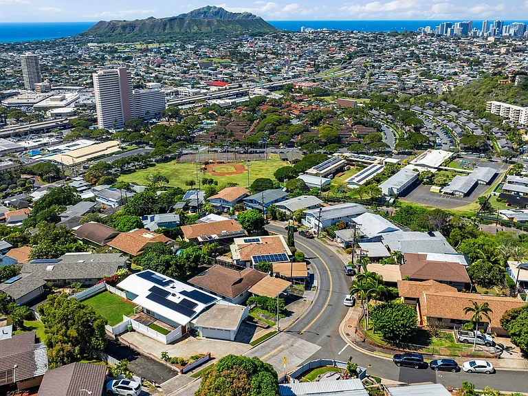 1548 Halekoa Dr — Photo 23