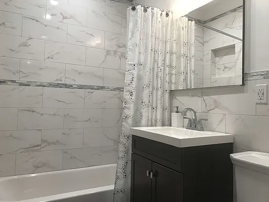 Rented by Sophie Bednarczyk | media 4