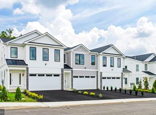 693 Provident Rd, Southampton, PA 18966