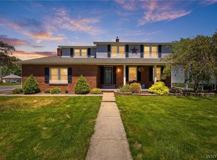 567 Borden Rd, Depew, NY 14043