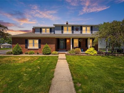 567 Borden Rd, Buffalo, NY, 14227