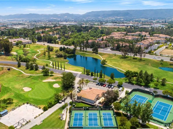 24172 Calle Artino, Murrieta, CA 92562