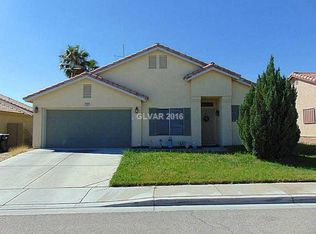 725 Gullwing Ln, North Las Vegas, NV 89081