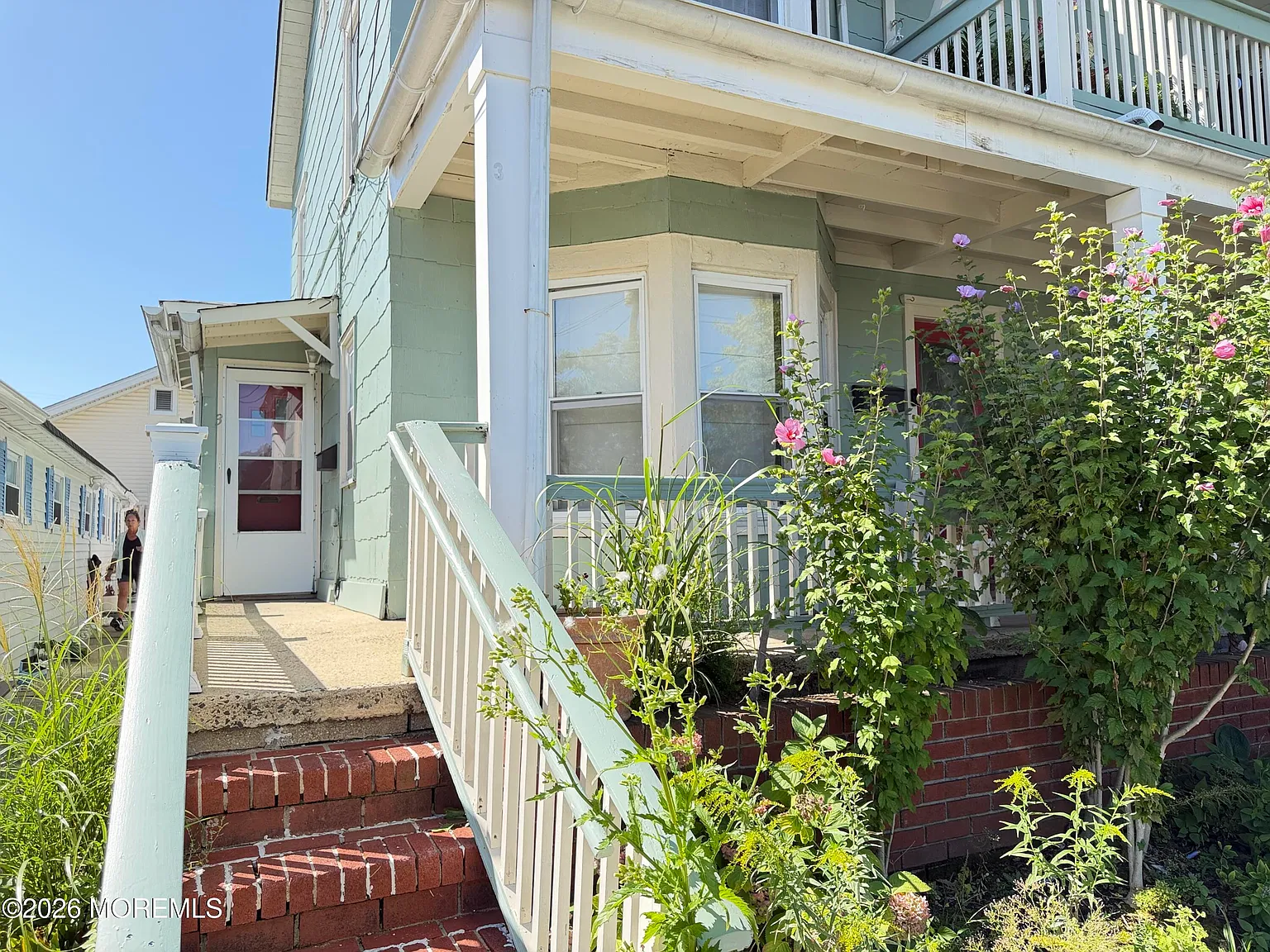 2 bed, 2121 sqft, $2,550 — Photo 1
