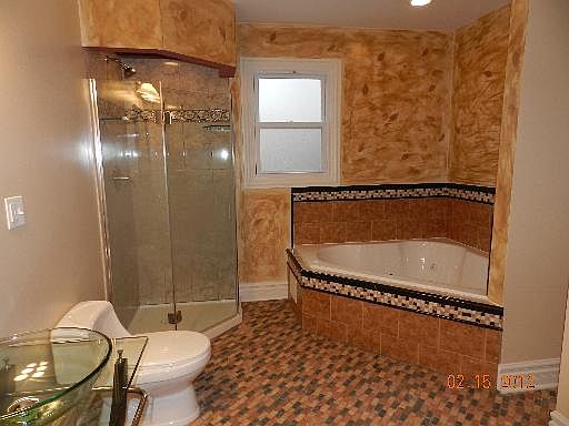 5th image of 7020 W 95th Pl