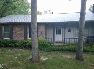 727 Kickapoo Dr, Danvers, IL 61732