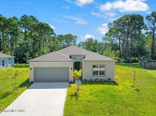 851 Geary St SW, Palm Bay, FL 32908