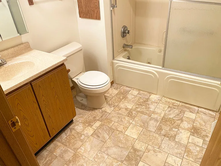 4PLEX-1801 E Crabtree Dr — Photo 15
