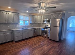 23 Godfrey St FLOOR 1, Taunton, MA 02780