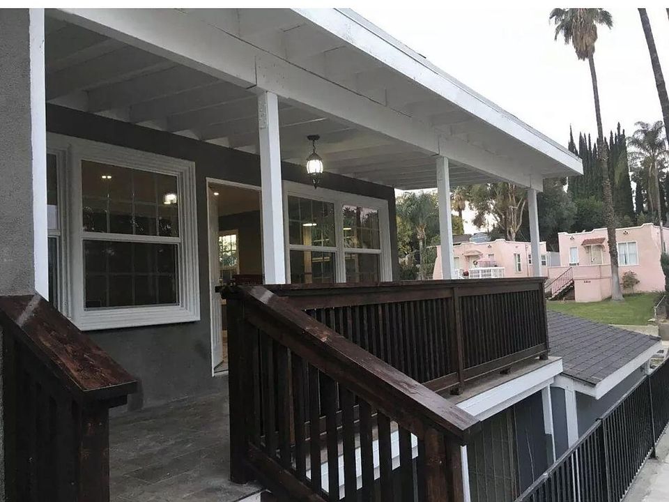 Walkway to entrance.