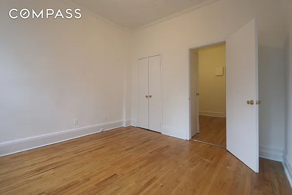 Rented by Compass | media 7