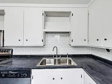 1560 Wealthy St SE #2 — Photo 12