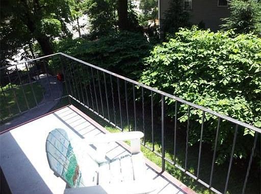 2nd image of 215 Burgin Pkwy Unit 24