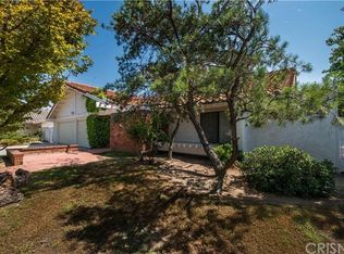 19730 Hiawatha St, Chatsworth, CA 91311